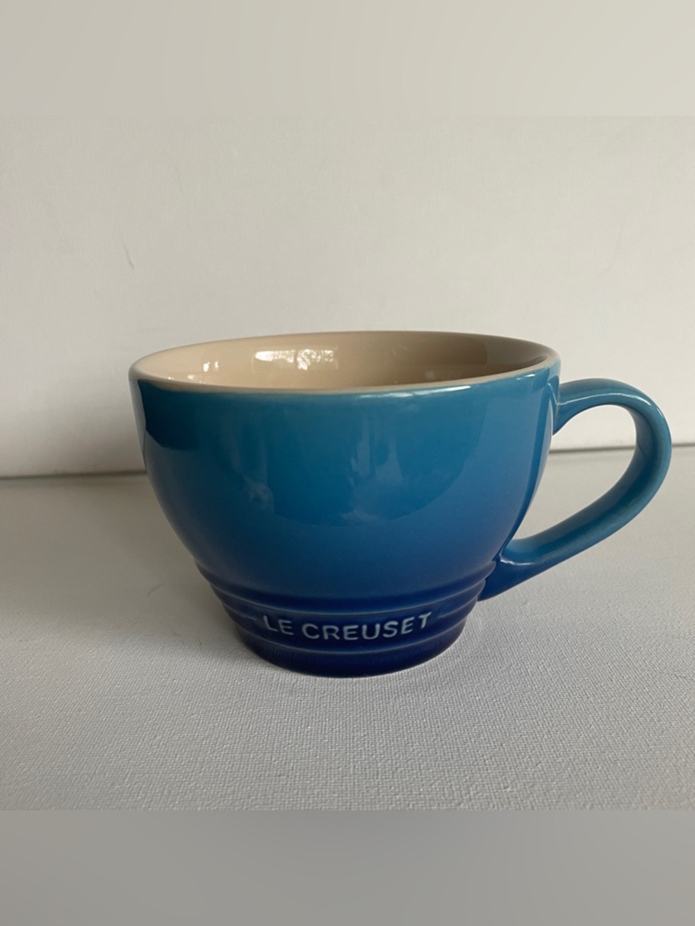 Le Creuset Giant Cappuccino Cup 14 Oz/400 mL Azure Blue New With Tag